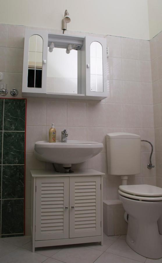 New Broadway Classic Apartments Βουδαπέστη Δωμάτιο φωτογραφία